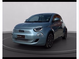 FIAT 500e 3+1 42 kwh la prima