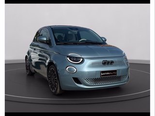 FIAT 500e 3+1 42 kwh la prima