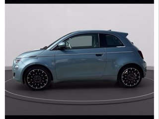 FIAT 500e 3+1 42 kwh la prima