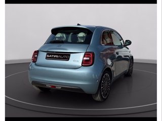 FIAT 500e 3+1 42 kwh la prima